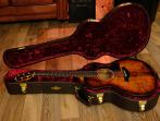 Электроакустическая гитара с кейсом TAYLOR 222CE-K DLX 200 Series Deluxe
