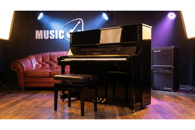 Акустическое пианино Yamaha YC121EX PEM - чёрный полированный