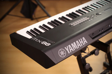 Синтезатор Yamaha MX88
