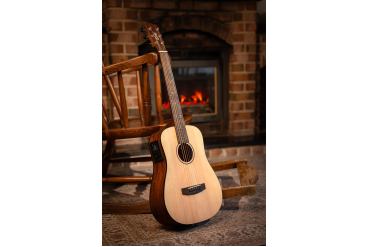 Earth-GO-OP-wbag Earth Series Трансакустическая гитара, цвет натуральный, с чехлом, Cort