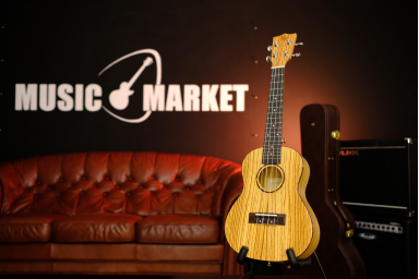 Укулеле концертная MARTIN ROMAS MR-02Z EQ