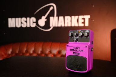 Педаль эффектов BEHRINGER HD300 HEAVY DISTORTION