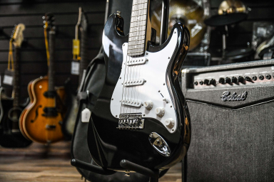 Электрогитара шестиструнная TERRIS TST-39 BK