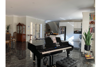 Orla Grand-500-BLACK Цифровой рояль, с автоаккомпанементом, черный (2 коробки)