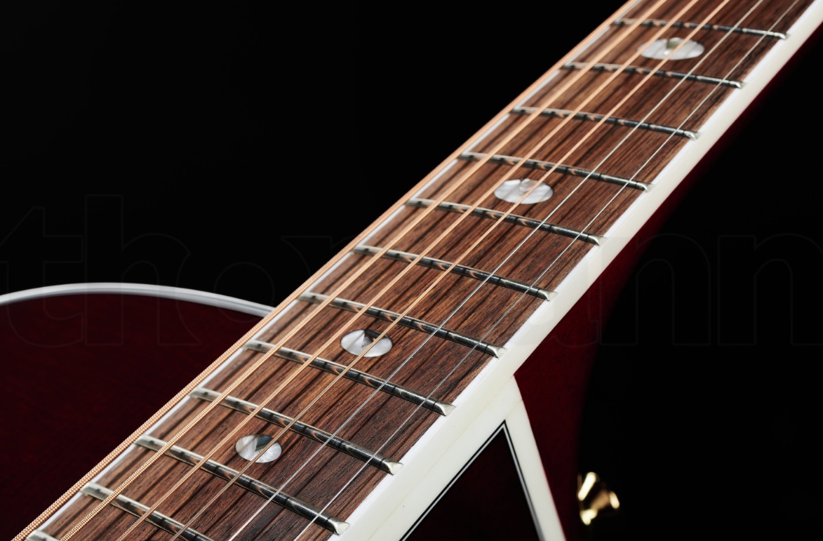 Электроакустическая гитара Takamine GN75CEWR