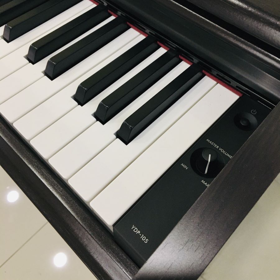 Цифровое пианино Yamaha Arius YDP-105 R