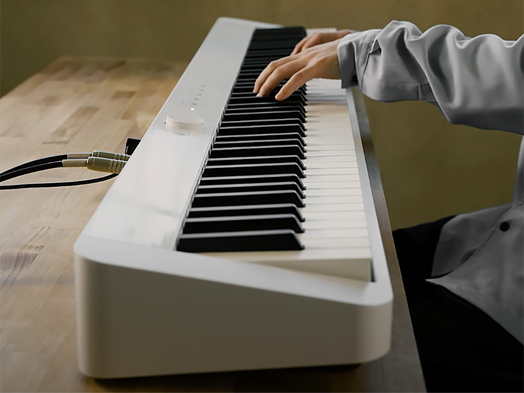 Цифровое пианино CASIO PX-S1100 WE bundle