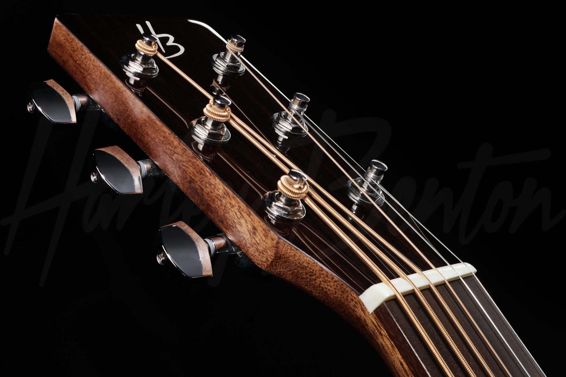 Электроакустическая гитара баритон Harley Benton Baritone CLG-414BCE NT