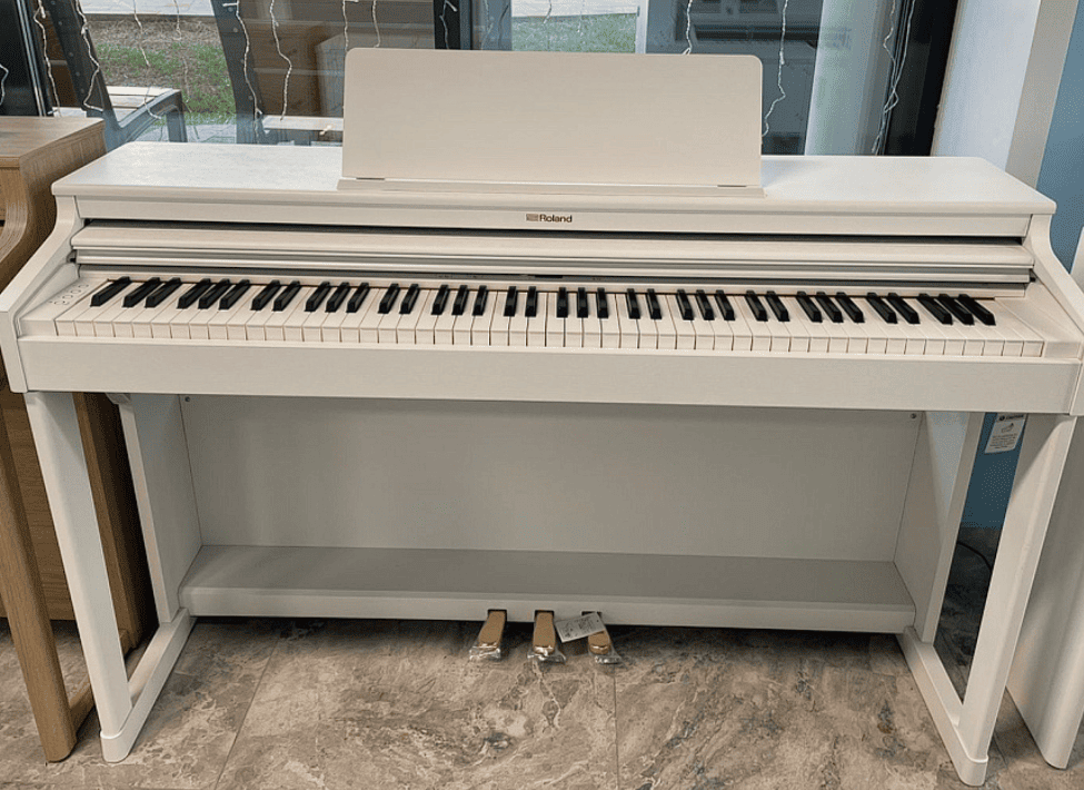 Цифровое пианино Roland RP701-WH (bundle)