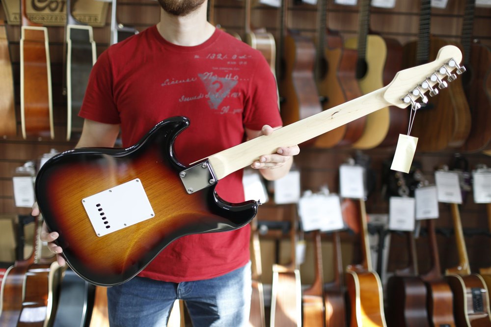 Электрогитара Homage HEG320SB SSH