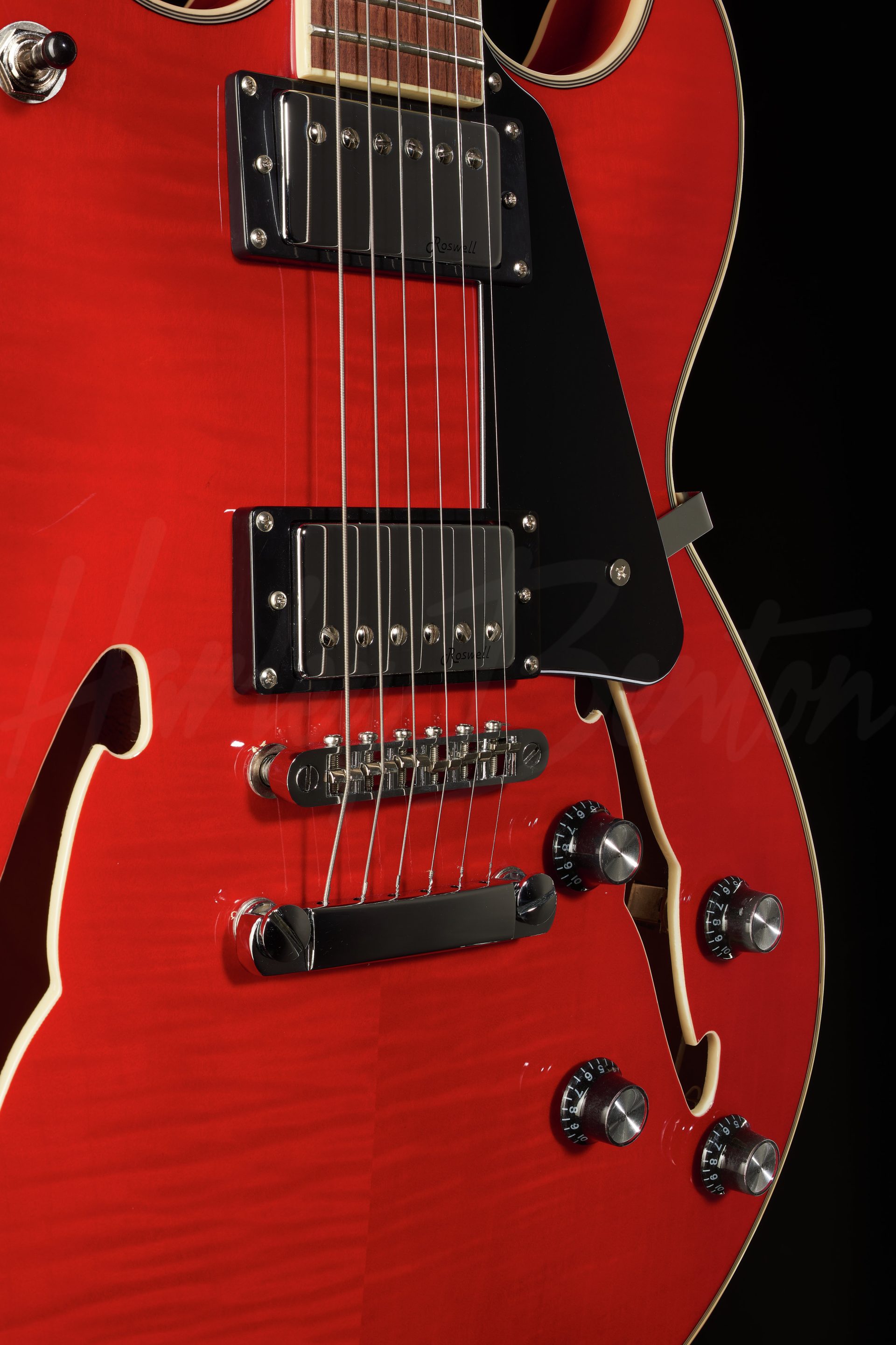 Полуакустическая гитара Harley Benton HB-35Plus Cherry