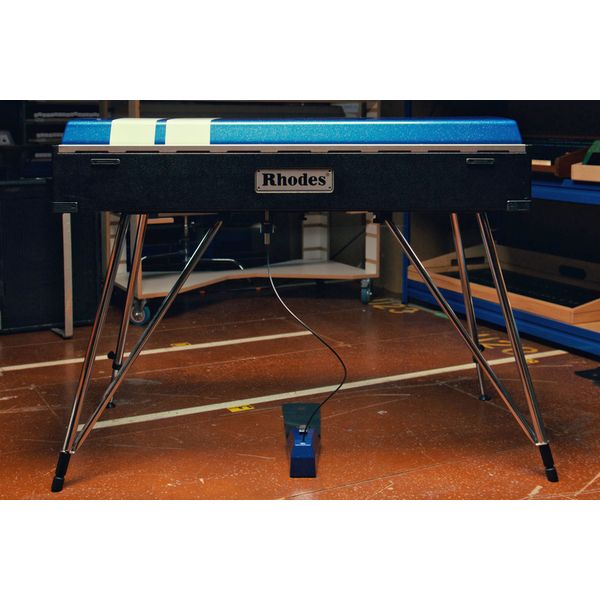 Цифровое пианино Rhodes Mk 8-73 American Classic