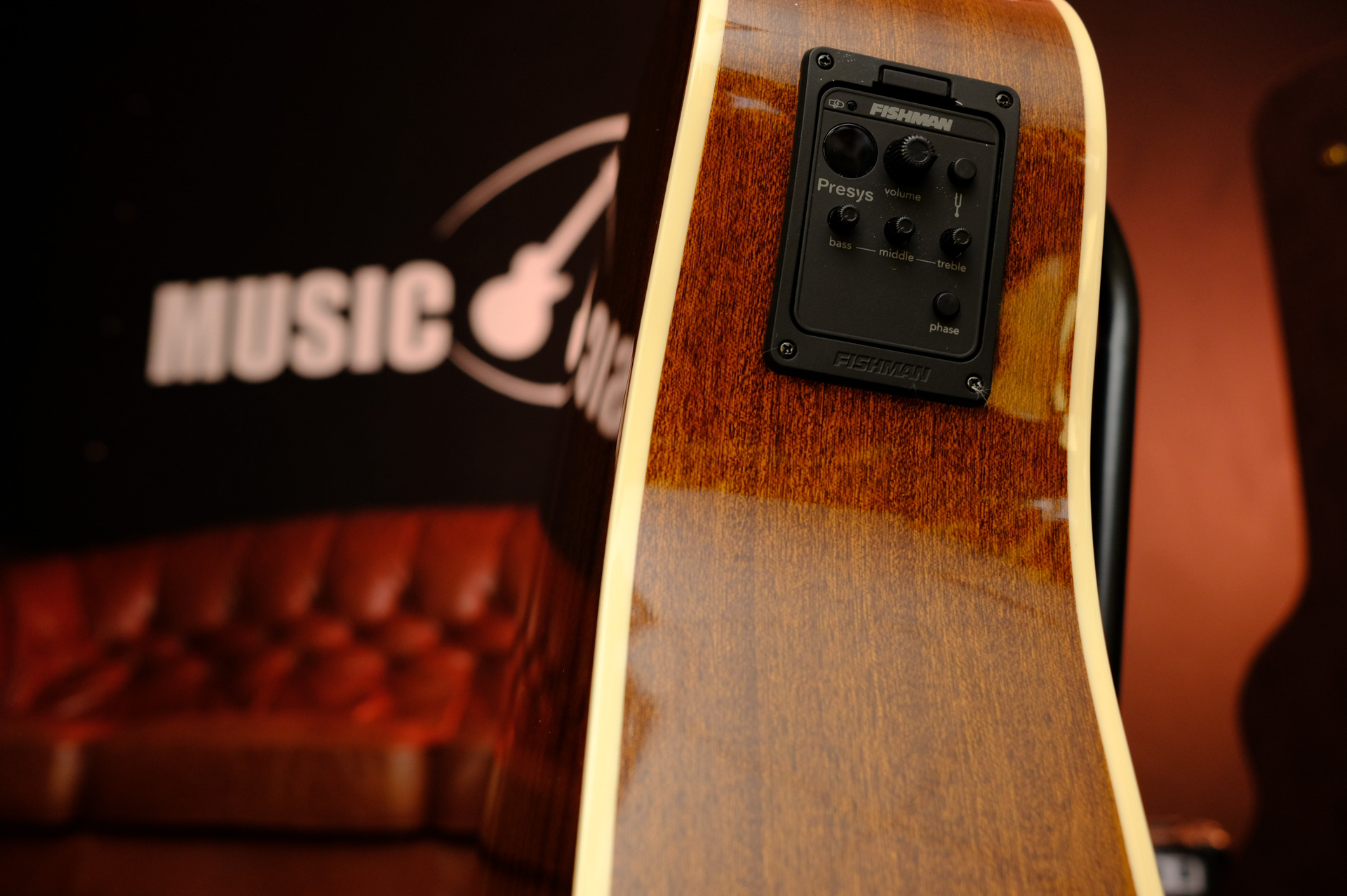 Электроакустическая гитара Cort MR Series MR710F-NAT