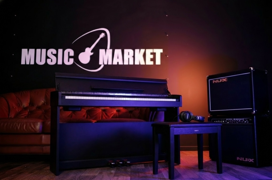 WK-310-Black Цифровое пианино на стойке с педалями, черное, Nux