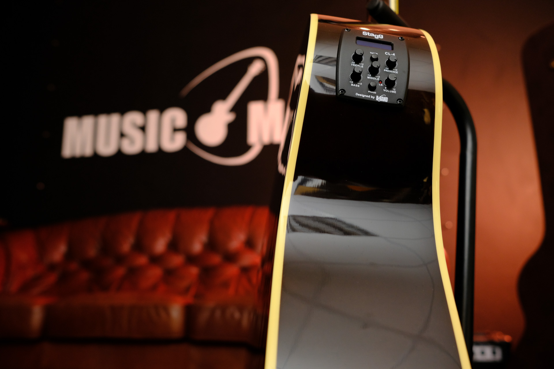 Электроакустическая гитара STAGG SA35 DSCE-N