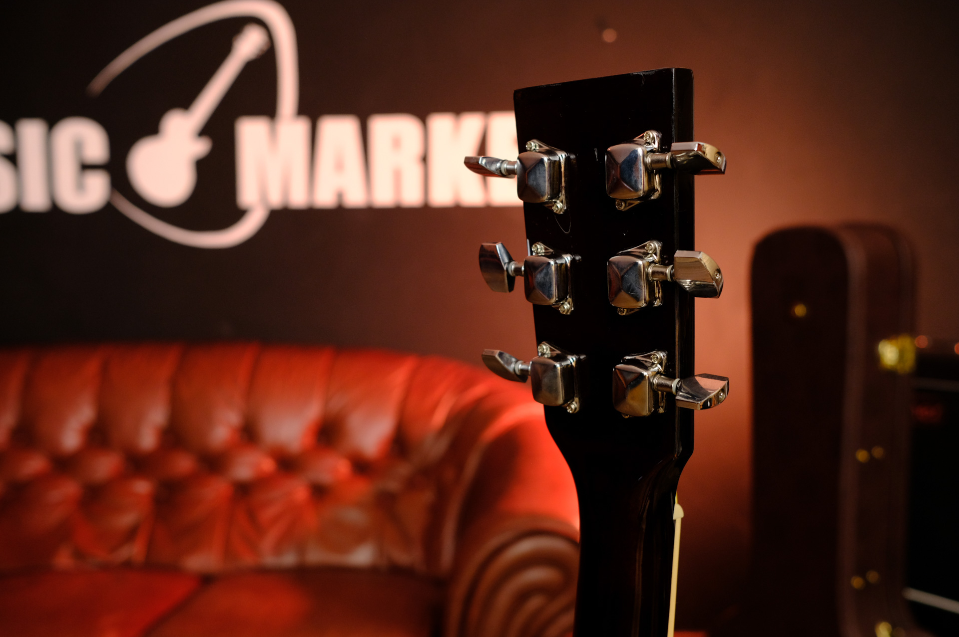 Электроакустическая гитара Caraya F631CEQ-BS