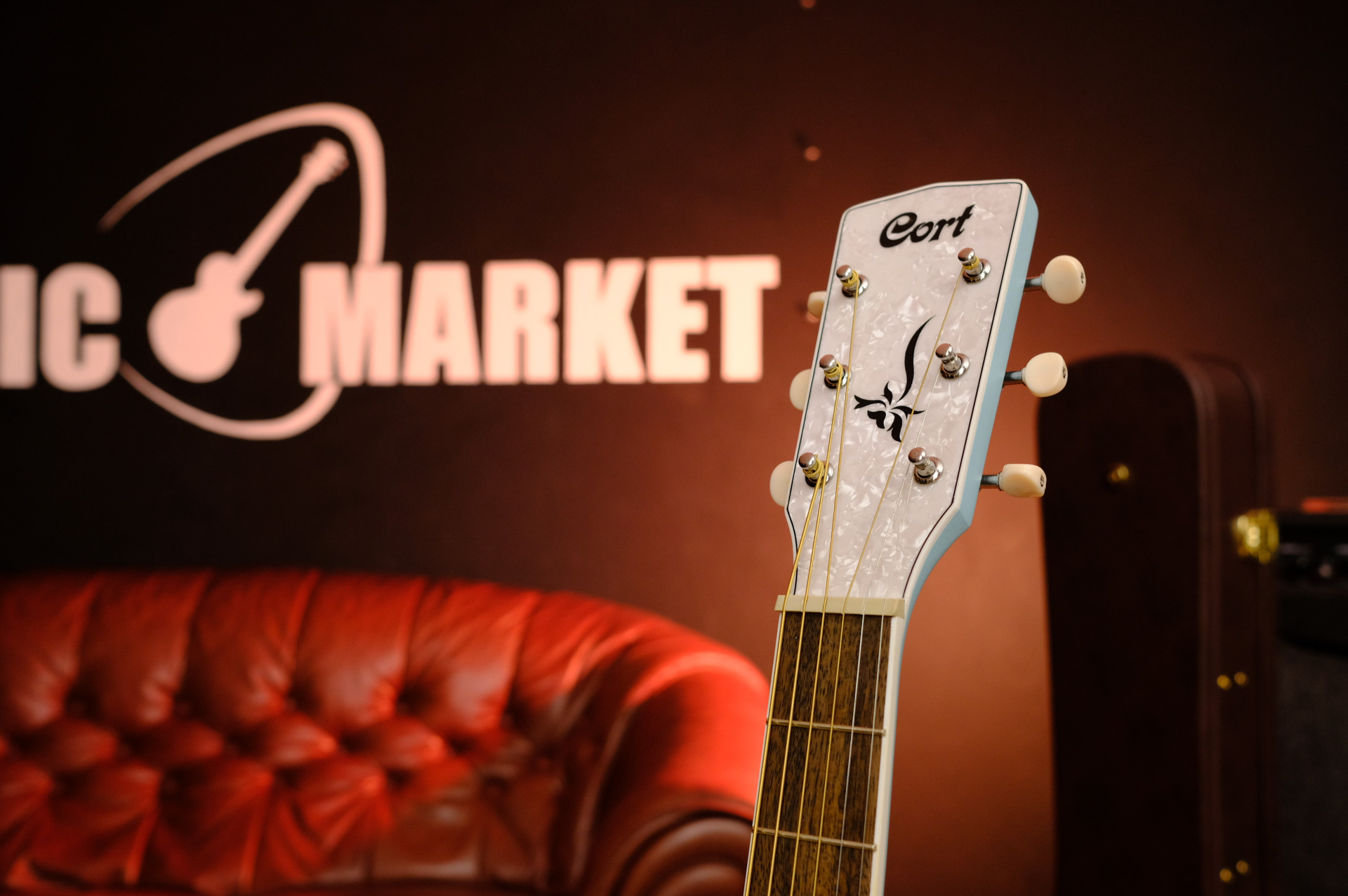 Электроакустическая гитара Cort Jade Series Jade-Classic-SKOP