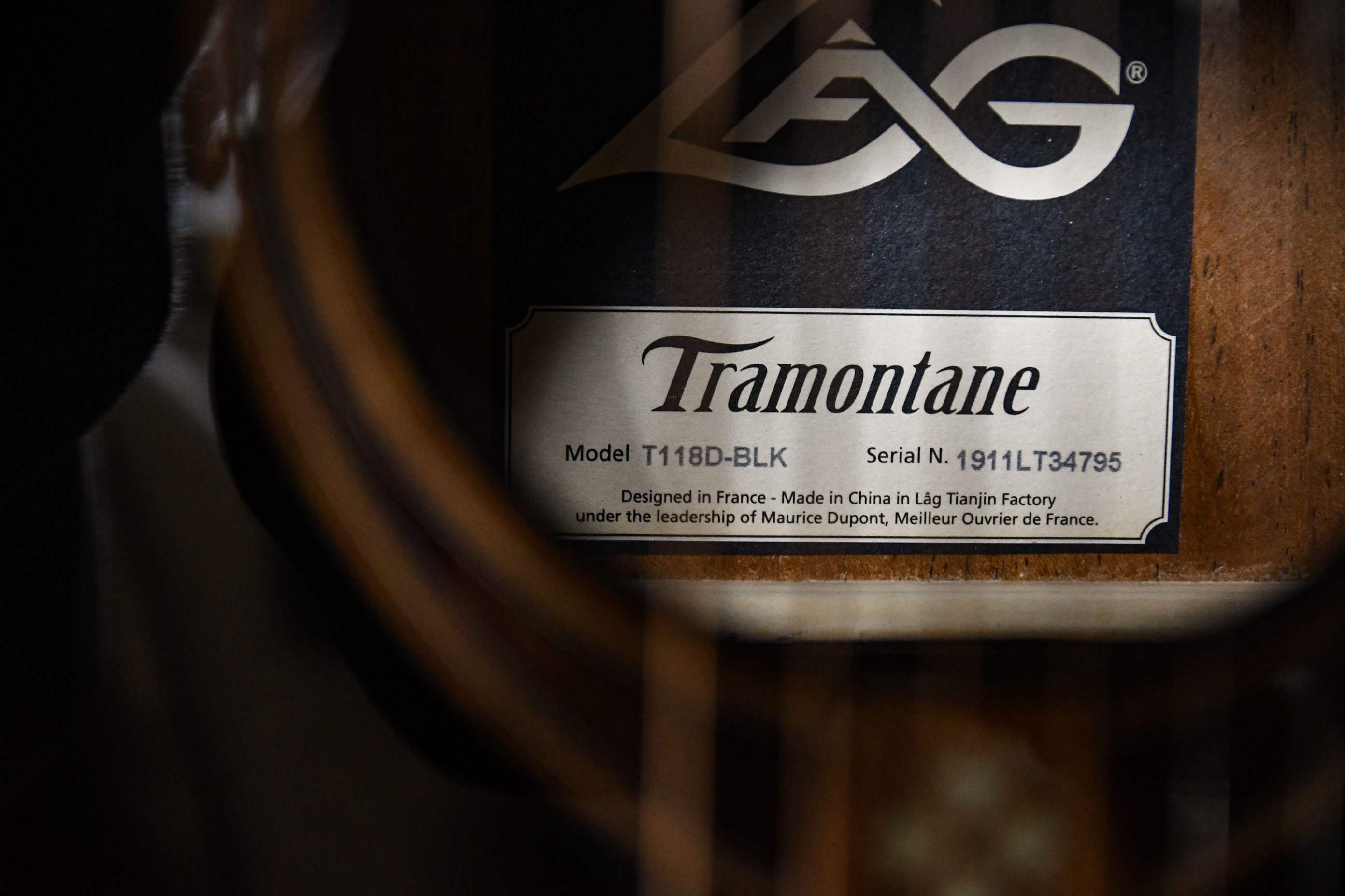 Акустическая гитара LAG T-118D BLK