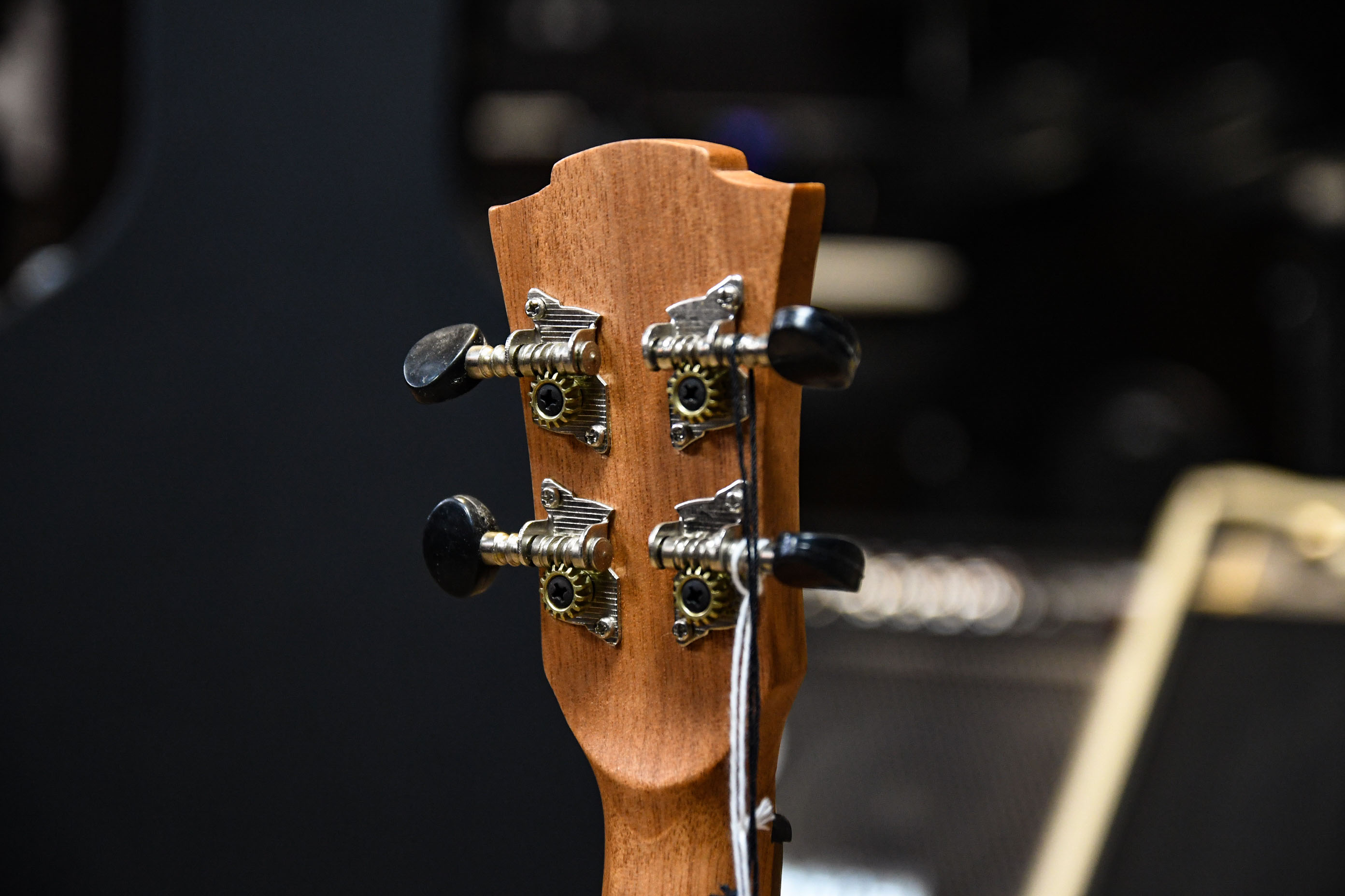 Укулеле сопрано LAG TKU-8S