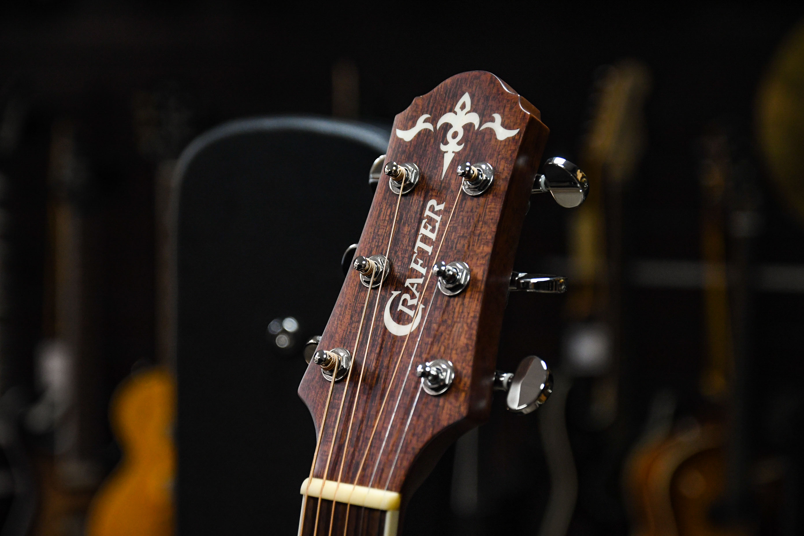 Электроакустическая гитара шестиструнная CRAFTER DE-6 /NС