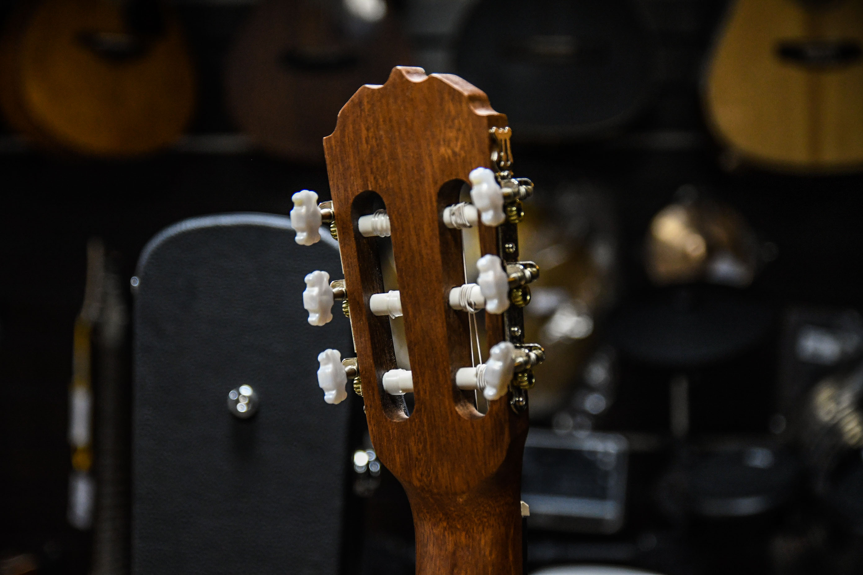 Классическая гитара Sevillia IC-100M NS