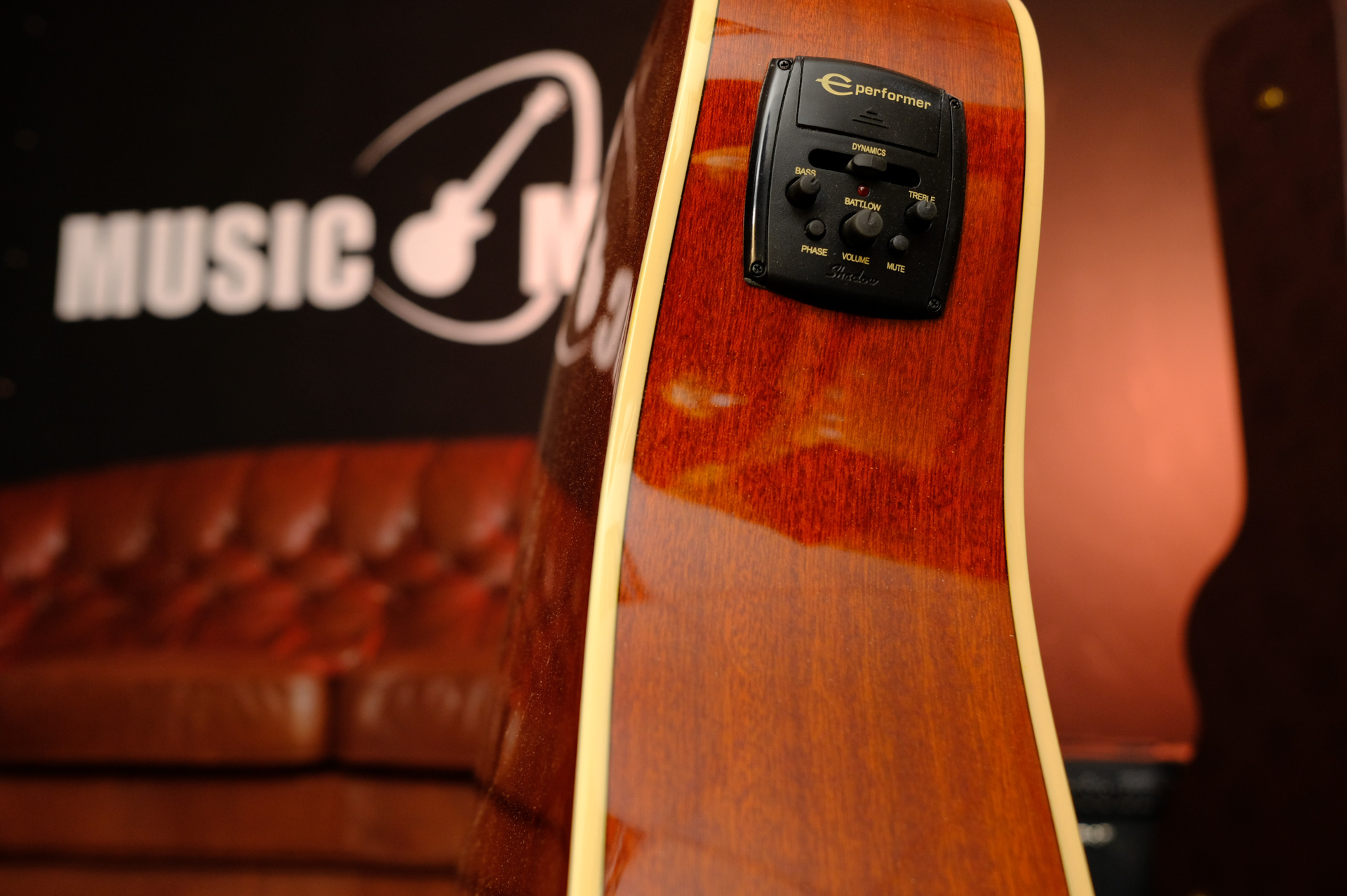 Гитара электроакустическая шестиструнная EPIPHONE Hummingbird PRO FC