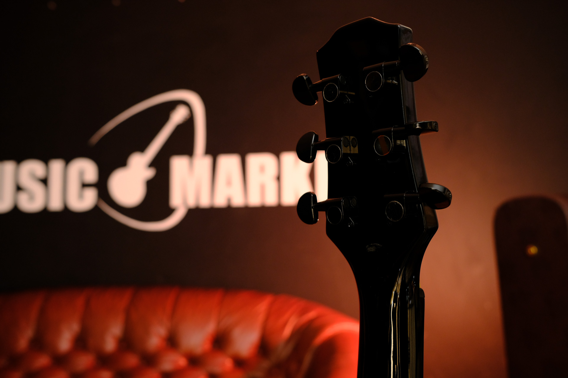 Акустическая гитара FLIGHT D-130 BK