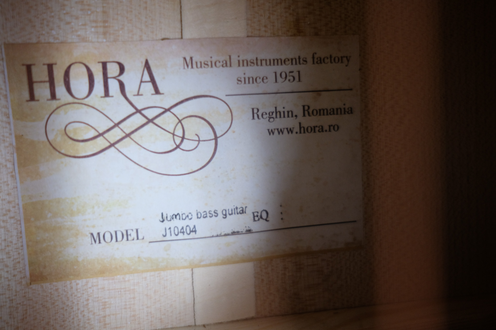 Акустический бас с звукоснимателем Hora JUMBO EQ-BASS J10404EQ