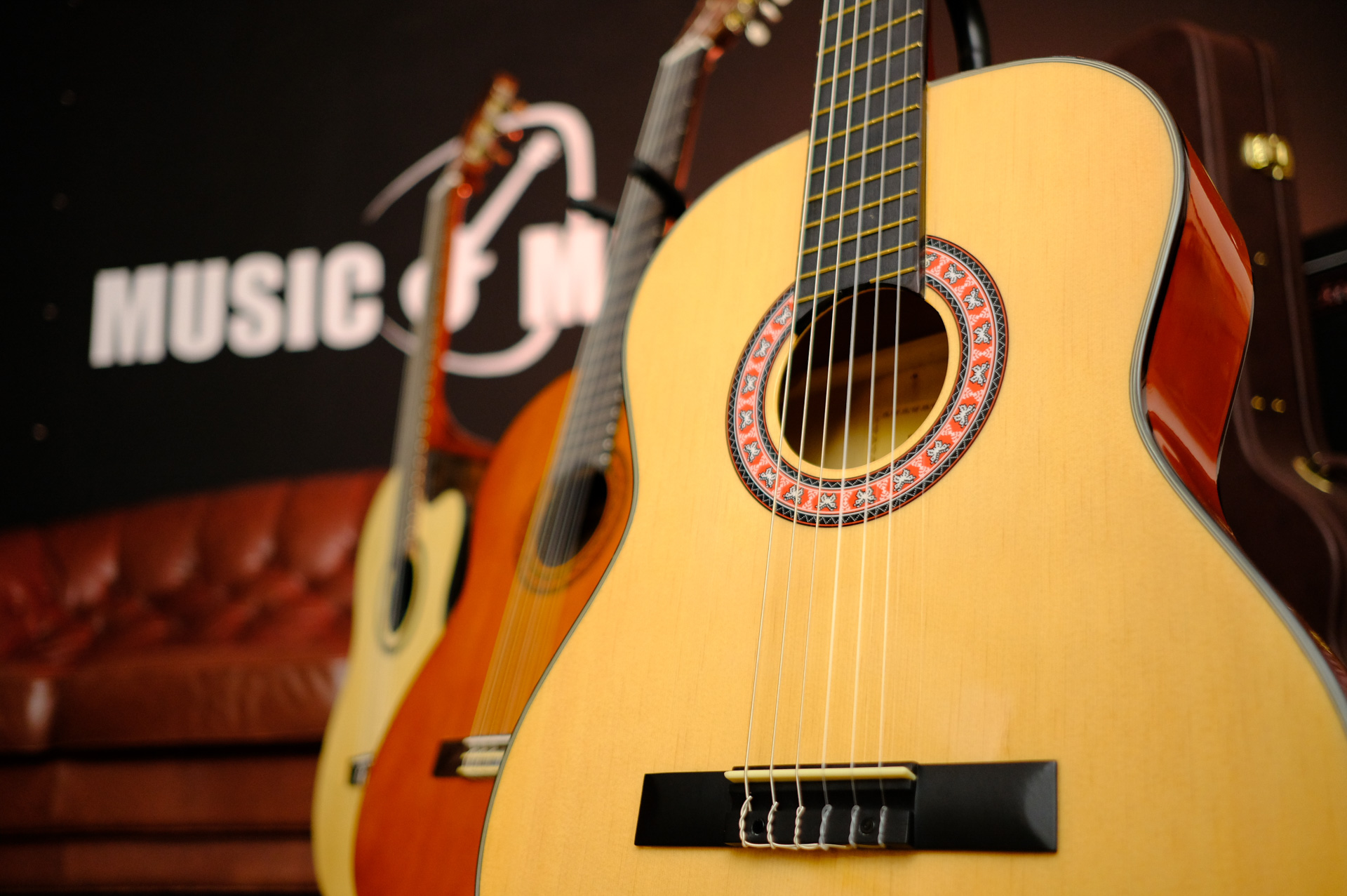 Электроакустическая гитара JET JDE-255 OP