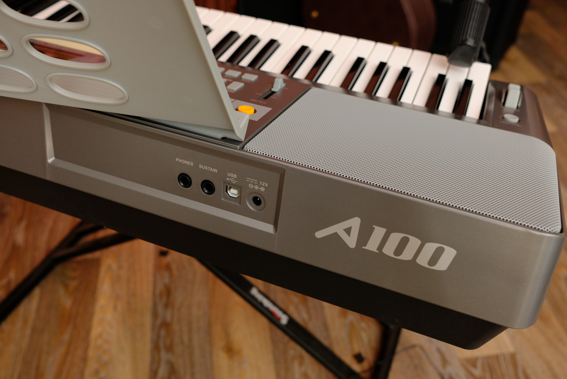 Синтезатор Medeli A100