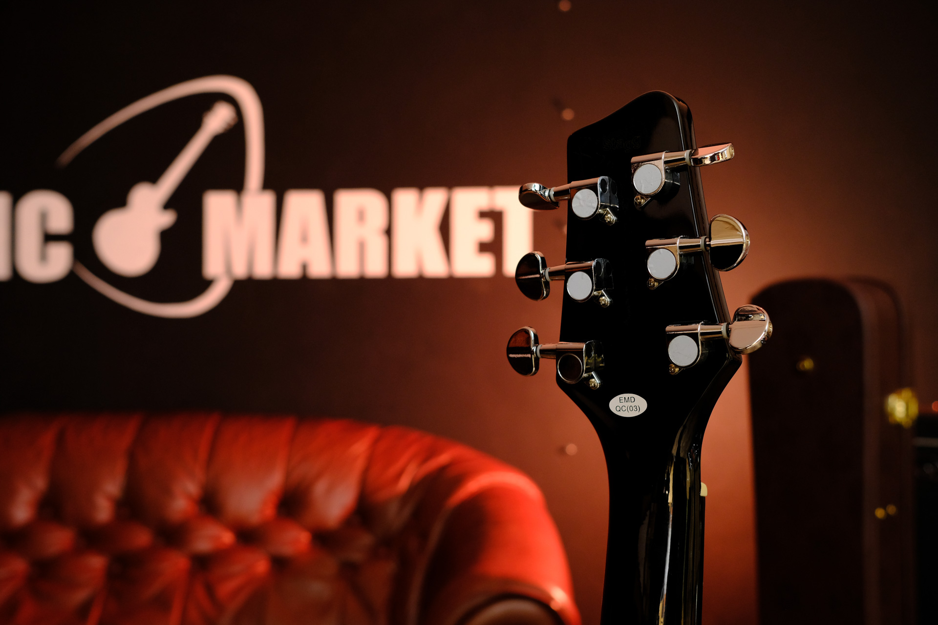 Акустическая гитара STAGG SA35 A-VS