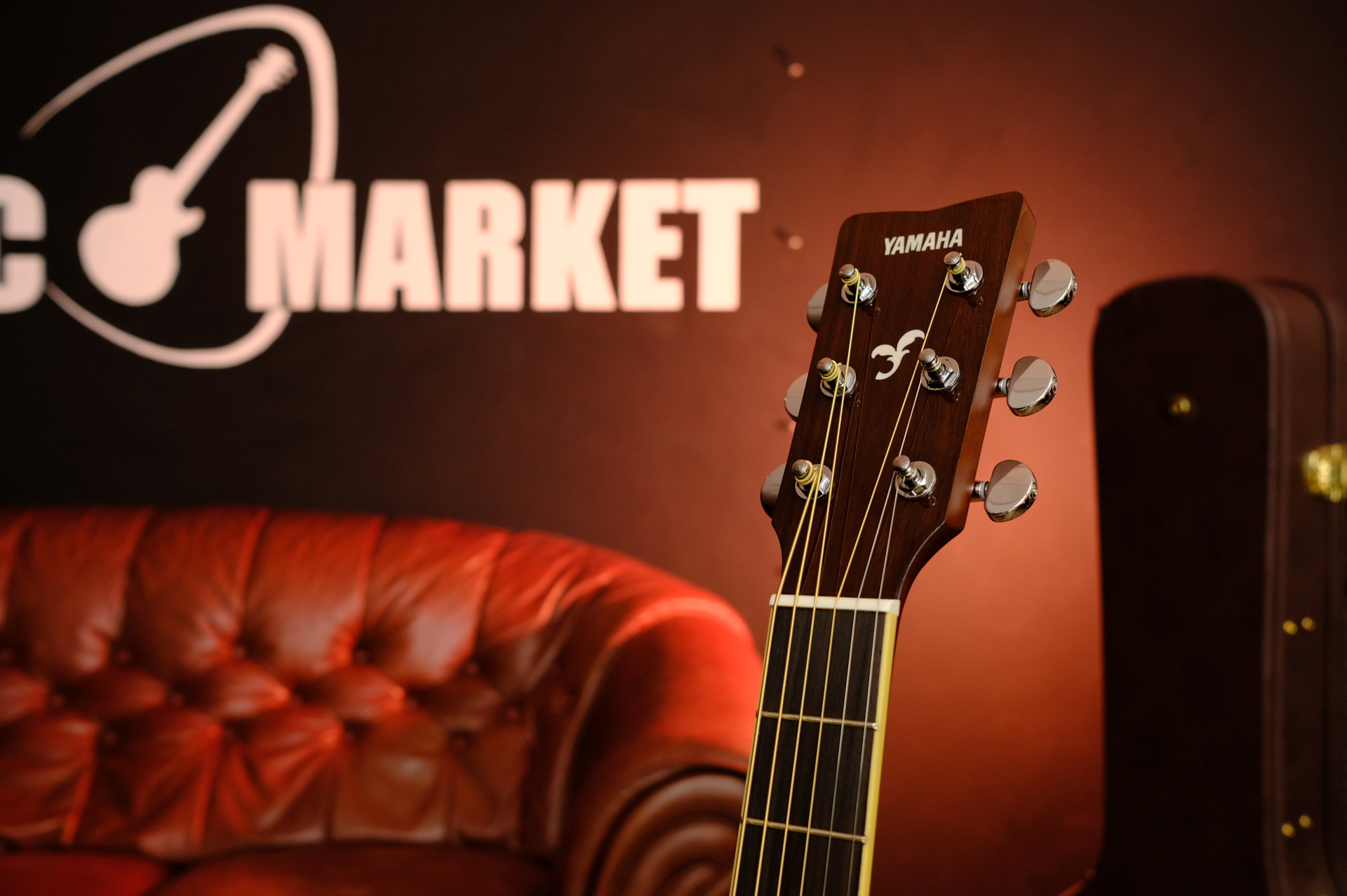 Трансакустическая гитара Yamaha FG-TA VT