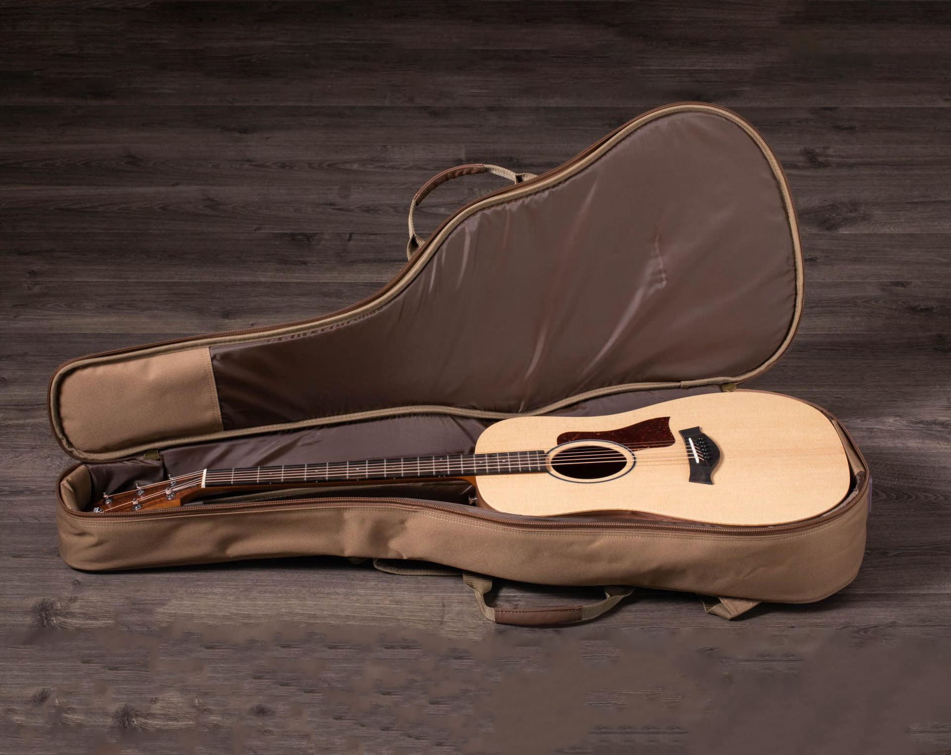 Акустическая гитара Taylor BBT Big Baby, дредноут